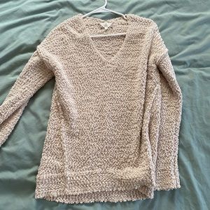 Real v neck sweater